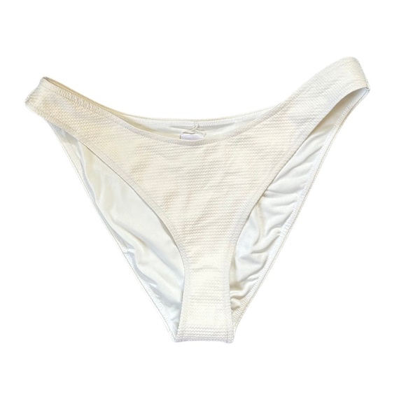 Dippin Daisys Taylor Cheeky Bikini Bottom- Dove (cream white) - Picture 2 of 3